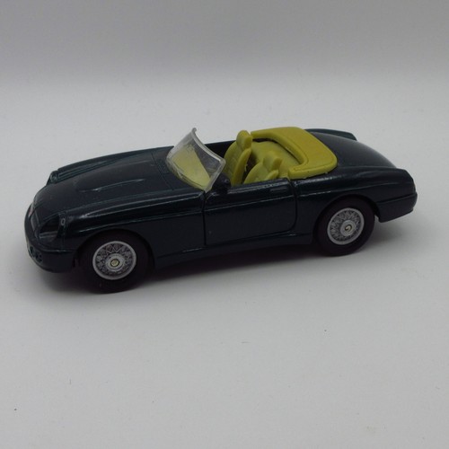 Maisto rv8 diecast model - mg,