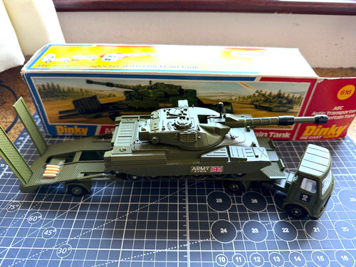 Vintage dinky toys 1970 - dinky,