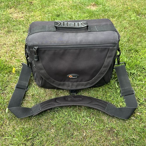 Lowepro nova camera - lowepro, aw