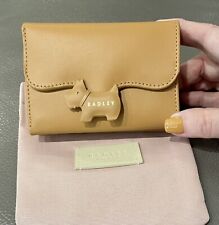 RADLEY - LONDON - QUALITY SMALL TRI FOLD PURSE -TAN- RRP £59 -NEW .