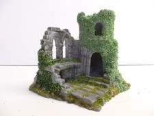OO 00 HO gauge (C) weathered overgrown derelict folly castle corner short tower