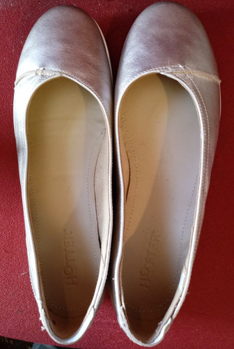 Hotters soft gold pre owned - gold, pre-owned