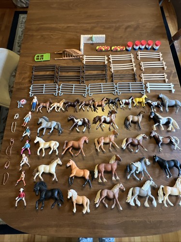 Schleich horses large - 25+,