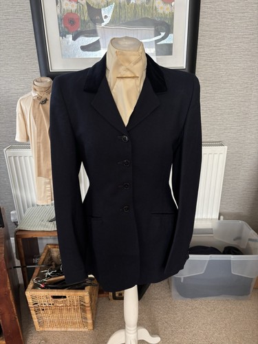 Stunning navy 100 wool show - navy, 100%wool