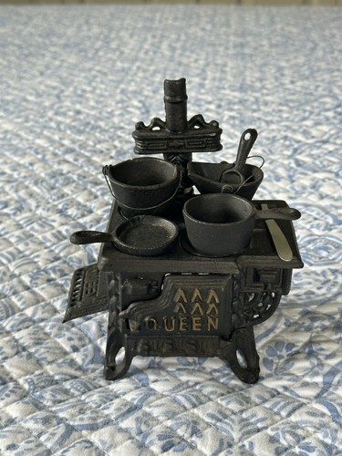 Vintage aaa queen cast iron - vintage,