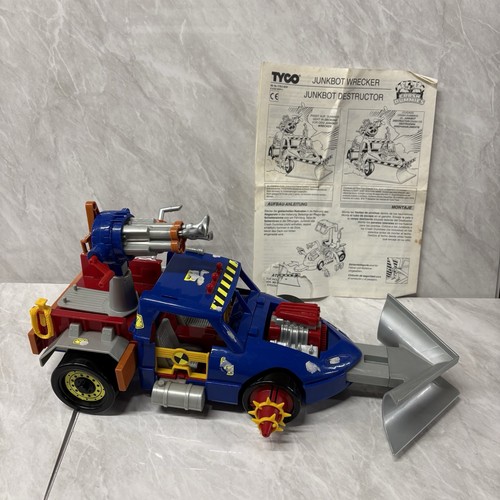 Vintage 1990s crash - crash, dummies