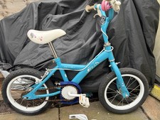 Apollo ‘petal’ kids Bike