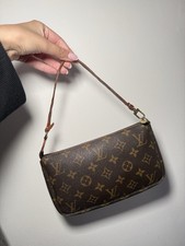 Louis Vuitton Pochette
