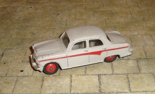 Dinky toys austin a105 car - dinky,