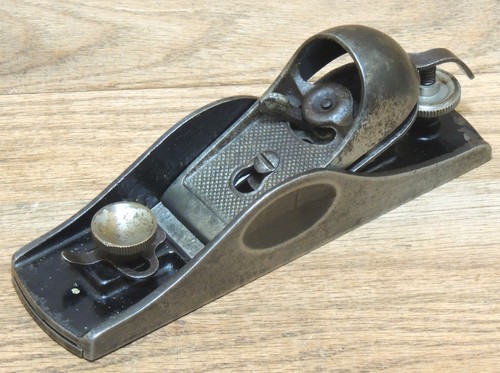 Vaughan bushnell 517 - &,