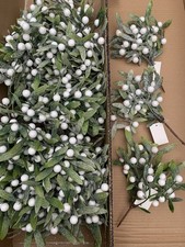 30x Mistletoe Christmas Picks