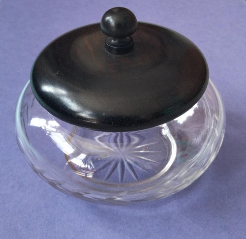 Vintage cut glass powder - cut,