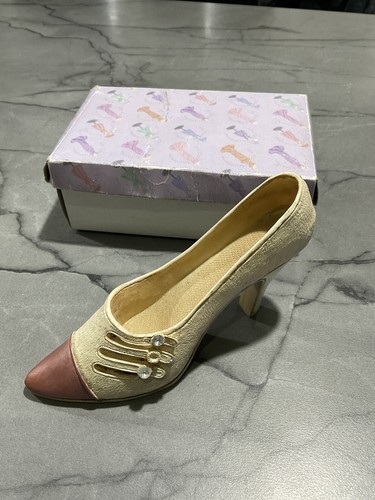 Miniature collectable shoe - miniature,