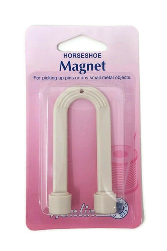 Hemline horseshoe magnet - magnet,