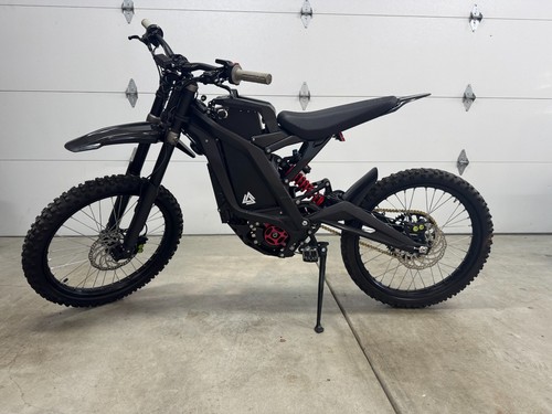 2023 sur ron - , black