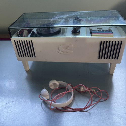 Vintage pedigree sindy - vintage, hi-fi