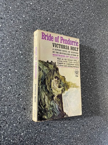 Bride pendorric victoria - of, by
