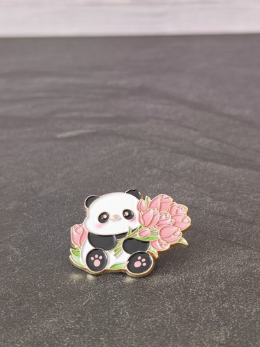 Panda with flowers pin badge - with,