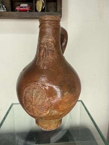 Bellarmine bottle 17th - bellarmine,