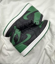 NIKE AIR JORDAN 1 Retro High