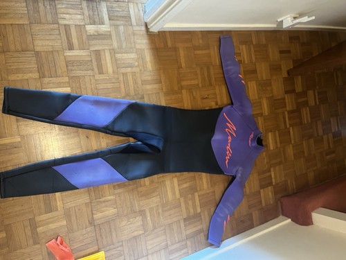 Thick wetsuit - thick,