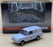 Corgi Trackside 1:76 Bedford HA Van - BR Express Parcels DG209000 Vauxhall Viva 
