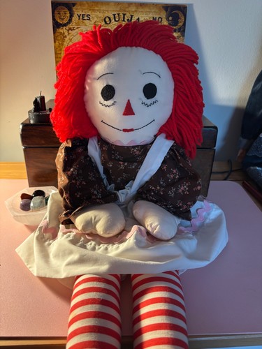 Raggedy ann doll possibly - raggedy,