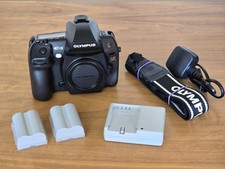 Olympus E-5 12.3MP PRO Digital SLR Camera - M2150*