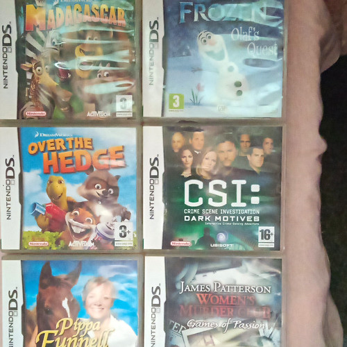 Nintendo game lot cases - nintendo,