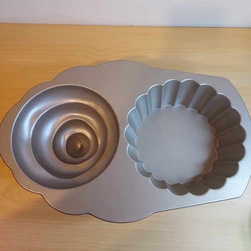 Nordic ware giant cupcake - giant,