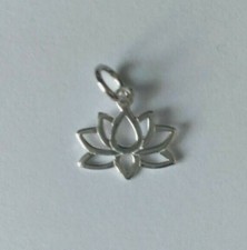 925 Sterling Silver 1 x Lotus