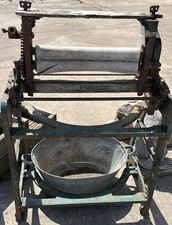 Vintage Cast Iron Clothes Mangle Wringer. Ideal Garden Ornament.