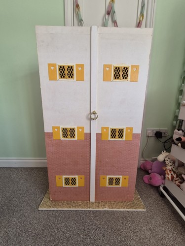 Dolls house barbie sized - dolls,