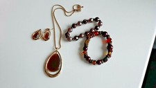 NECKLACE, EAR RINGS AND 2 BRACELETS SET