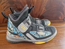 Nike LeBron Soldier 13 Flyease