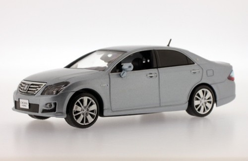 Toyota crown hybrid 2008 light - toyota,