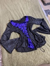 Gothic clothing-laughing