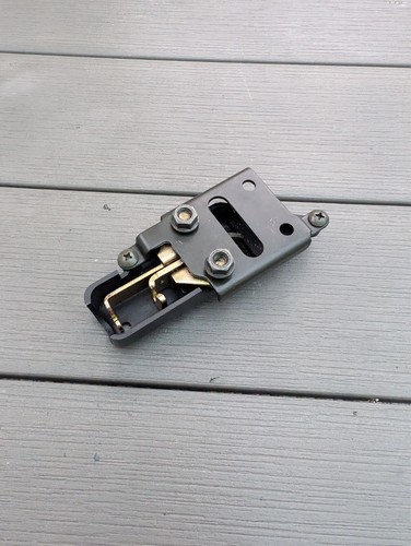 Yamaha tdm 900 2005 seat - 2005, latch