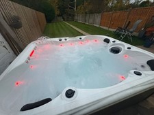 Five Seater Hot tub. Great Condition