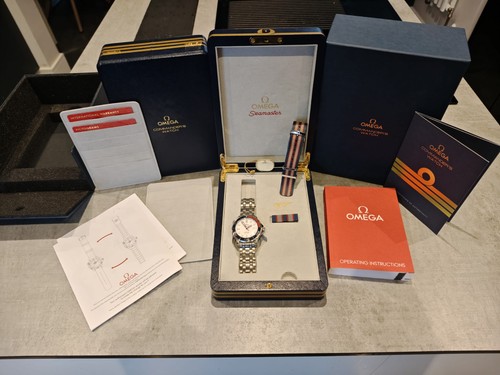 Omega seamaster diver 300m - omega,