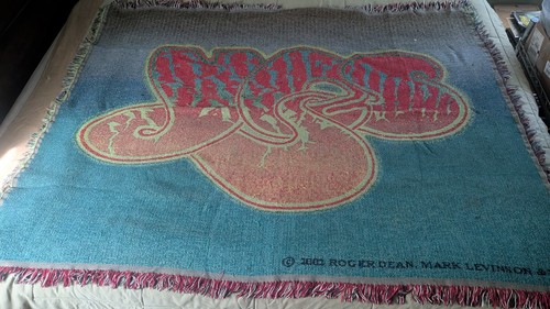 Yes band throw - throw, roger