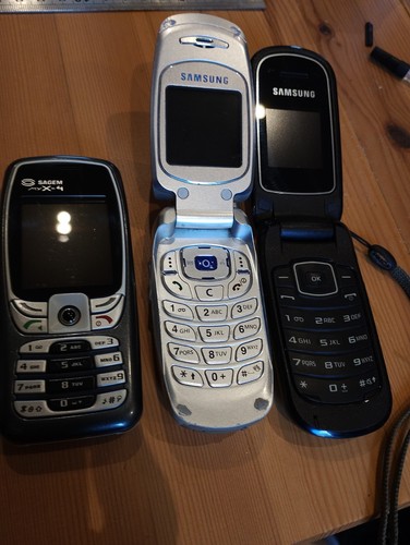 Old mobile phones flip - old,