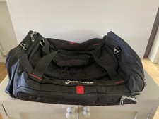 Titleist Golf Duffel Travel Bag Hold-all black red trim Travel