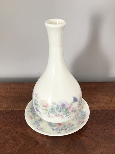 Bud vase trinket tray - bud,