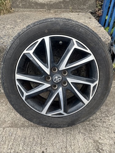 Toyota yaris hybrid - hybrid, 16”