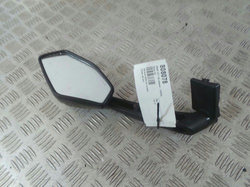 2008 aprilia sport - city, right