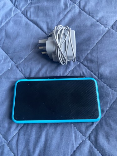 Nintendo 2ds black blue - 2ds, 4gb