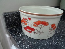  ROYAL DOULTON  LAMBETHWARE