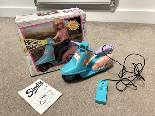 Rare sindy vintage - vintage, scooter