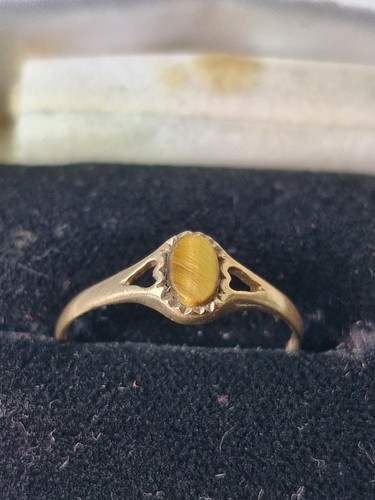 9ct yellow gold - yellow, tiger’s